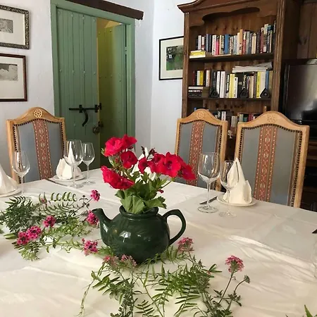 El Estanque Y El Almendro - The Royal Artillery Factory Country house *